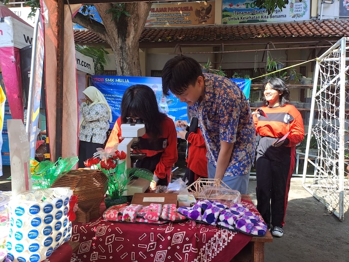 berita, SMA Kristen Widya Wacana Ikuti Edu Fair di SMPN 8, sma widya wacana, widya wacana, ysk,  yayasan sekolah kristen, yayasan, surakarta, sma