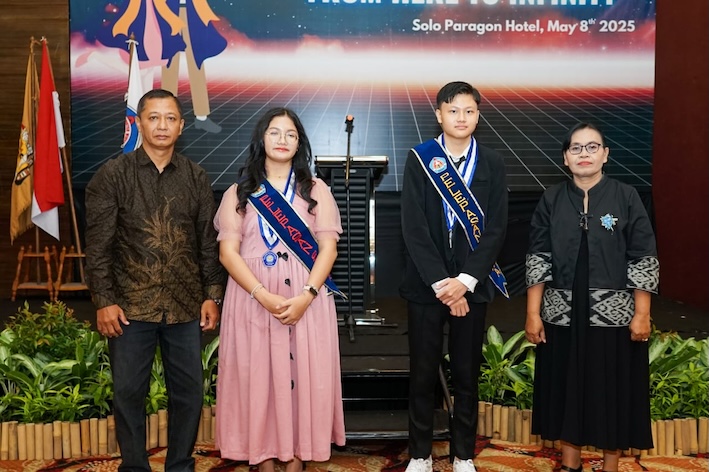 berita, Pelepasan siswa kelas XII SMA Kristen Widya Wacana Tahun Ajaran 2024/2025, sma widya wacana, widya wacana, ysk,  yayasan sekolah kristen, yayasan, surakarta, sma